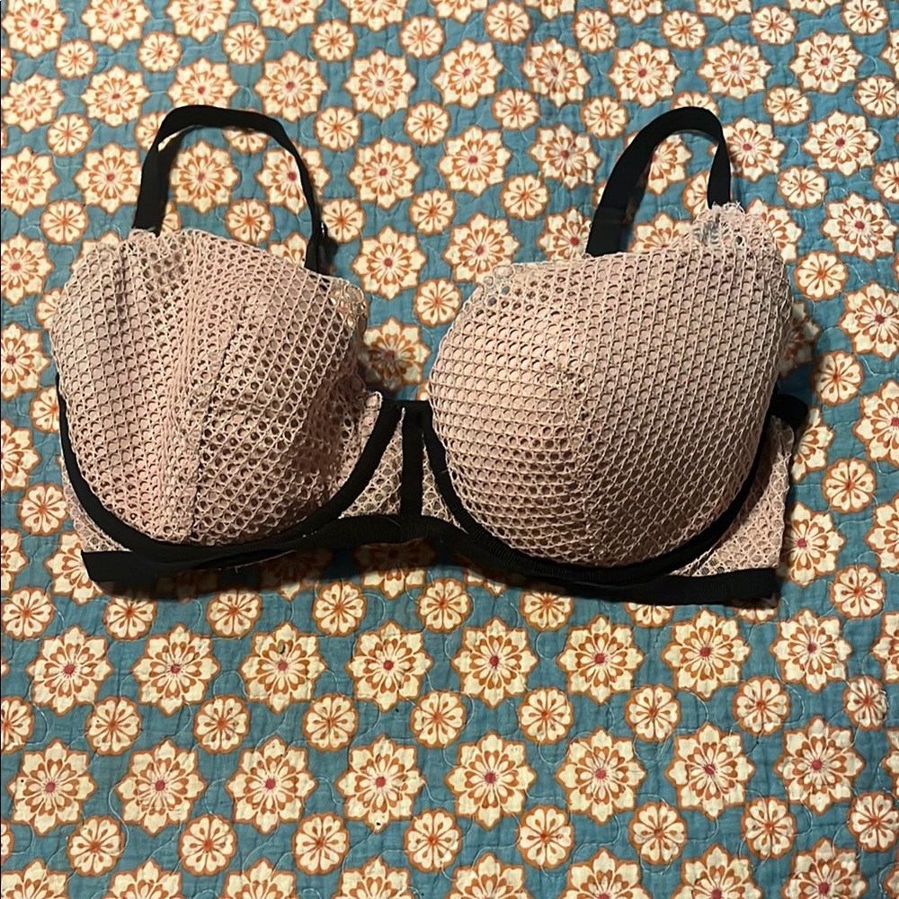 Elegant Lace Bra in Black and Sparkly Nude 36DD